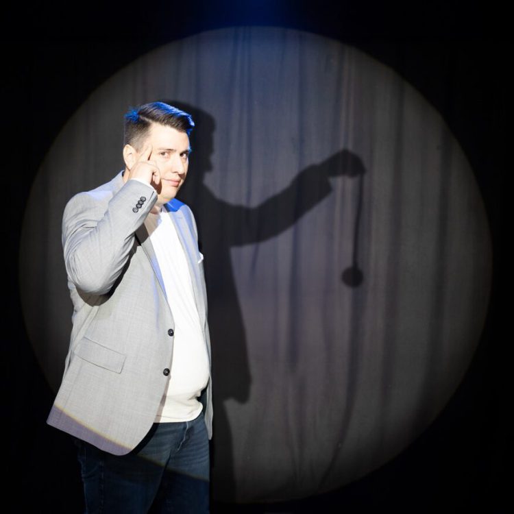 Erleben Sie die fantastische Show dieses unglaublich faszinierenden Mentalmagiers